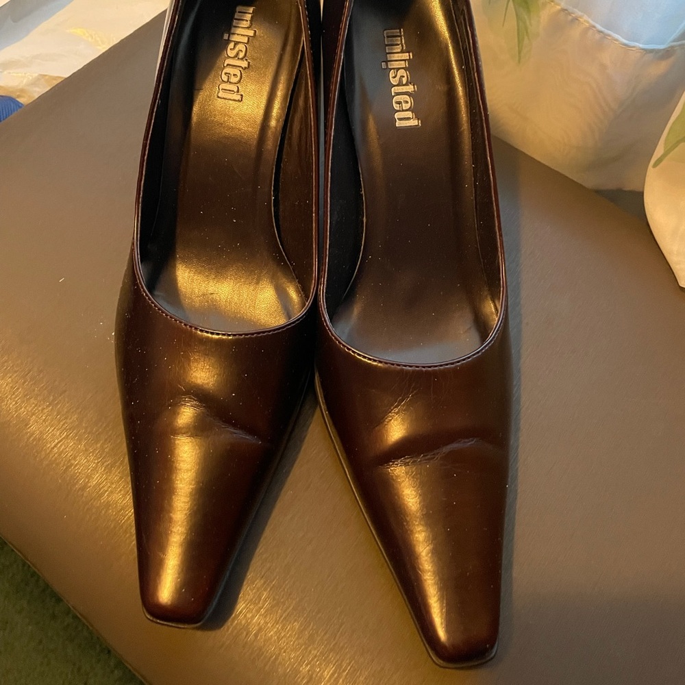 Unlisted by Kenneth Cole Pump Rock Size 7